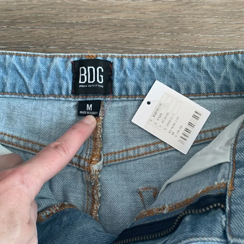 Urban Outfitters BDG Jean distressed raw hemmed denim skirt sz medium